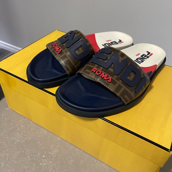FENDI MENS SLIDES - Picture 2 of 6
